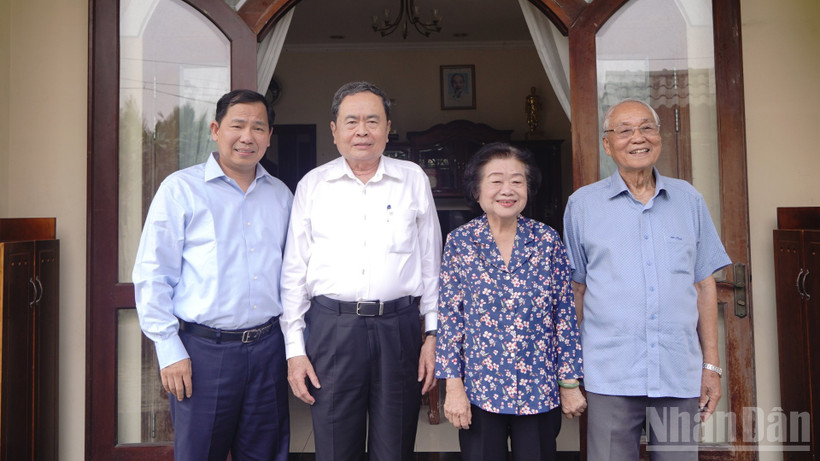 Chủ tịch Quốc hội Trần Thanh Mẫn thăm, chúc Tết nguyên lãnh đạo Đảng, Nhà nước.