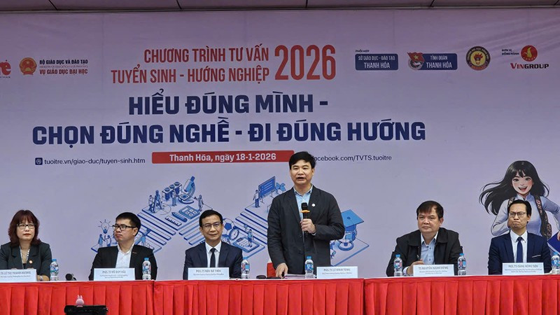 Ban tư vấn tuyển sinh năm 2026 tại Thanh Hóa.