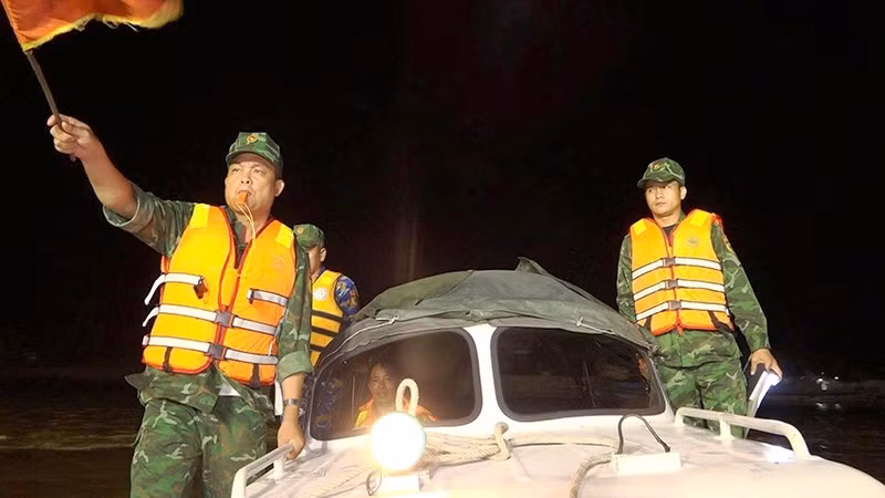 Bộ đội Biên phòng Thanh Hóa tăng cường tuần tra, kiểm soát nhằm phát hiện, ngăn chặn các hành vi khai thác thủy sản bất hợp pháp.