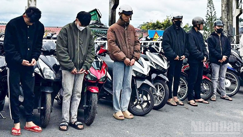 Lâm Đồng xử lý nhóm “quái xế” gây náo loạn ở Quảng trường Lâm Viên.