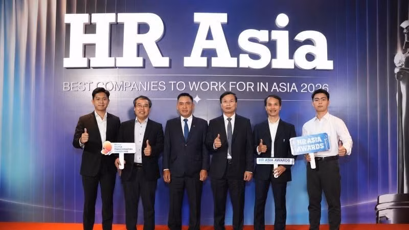 2-danh-hieu-la-minh-chung-cho-su-nhat-quan-cua-vietnam-airlines-voi-quan-diem-xuyen-suot-tu-khi-thanh-lap-nguoi-lao-dong-la-tai-san-quy-gia-nhat-6746.jpg
