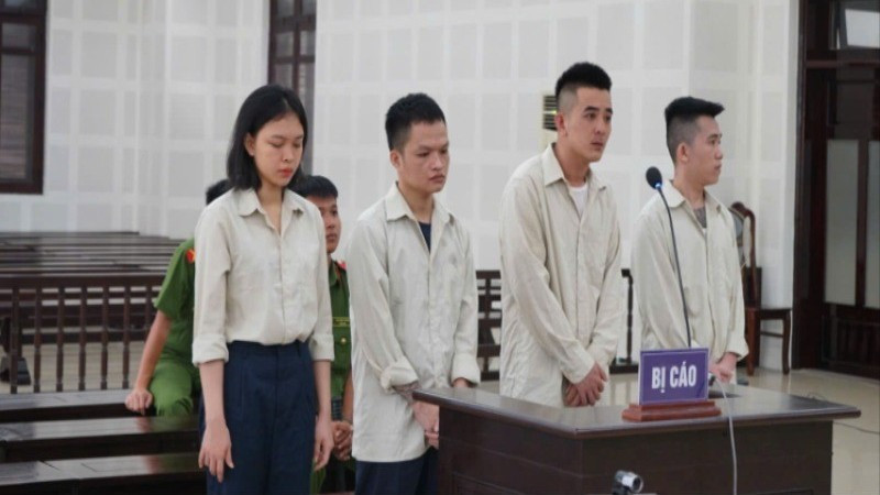 Các bị cáo tại phiên tòa. (Ảnh: ANH ĐÀO)