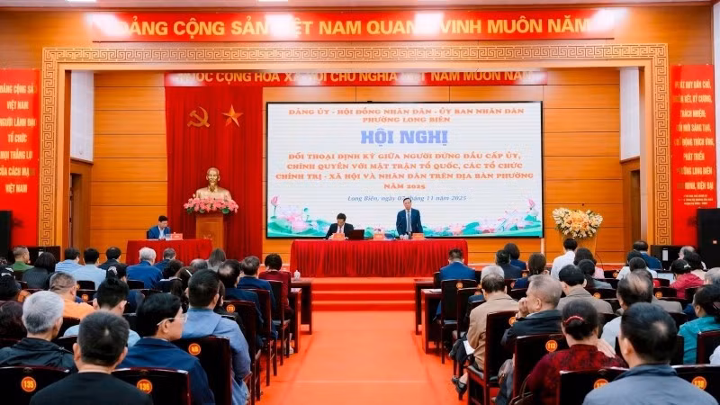 Quang cảnh buổi đối thoại.