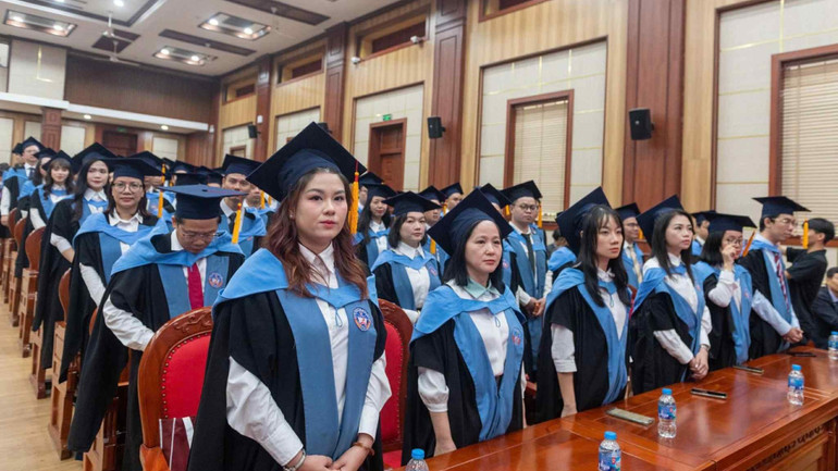 Opening ceremony of 122 PhD students of the 46th course and awarding degrees to 66 PhDs in 2025. 3400ddee-e946-438b-969c-9f8e14068075-2291-7611.jpg
