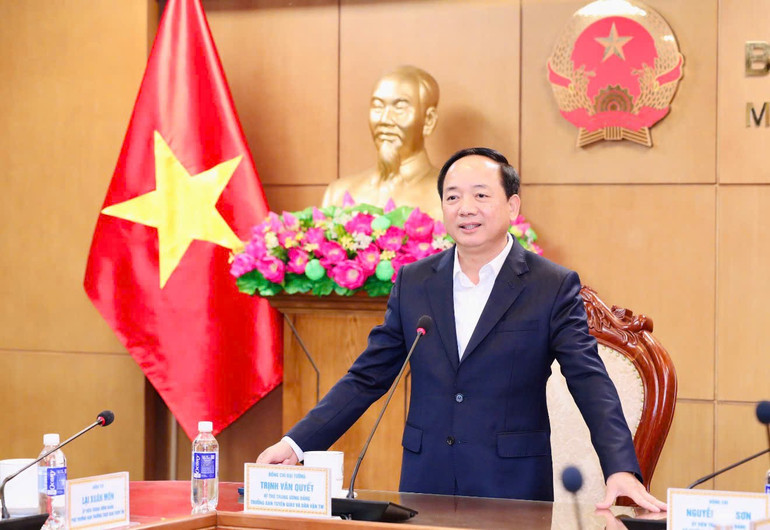 Đại tướng Trịnh Văn Quyết, Bí thư Trung ương Đảng, Trưởng ban Tuyên giáo và Dân vận Trung ương phát biểu. (Ảnh: NGUYỄN MẠNH)