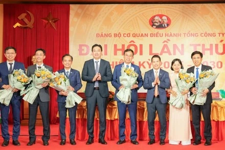 Đảng ủy PV GAS tham dự và chỉ đạo sâu sát các đại hội đảng trực thuộc.