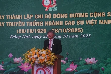 Ông Trần Công Kha, Bí thư Đảng ủy, Chủ tịch Hội đồng quản trị VRG phát biểu tại Lễ kỷ niệm.