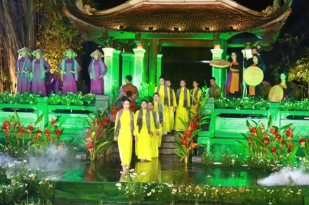 Bài 3: Tỏa sáng bản sắc văn hóa Thủ đô