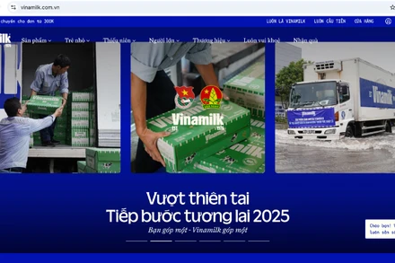 Chương trình “Vượt thiên tai - Tiếp bước tương lai 2025” triển khai trực tiếp trên website Vinamilk, với các thông tin cập nhật và minh bạch; được mọi người tiếp cận dễ dàng, ủng hộ nhanh chóng. (Ảnh: Vi Nam)