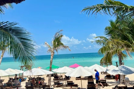 Khung cảnh khu Bãi Sao (Phú Quốc)-một trong những bãi tắm đẹp nhất thế giới. (Ảnh: NGỌC BÍCH)