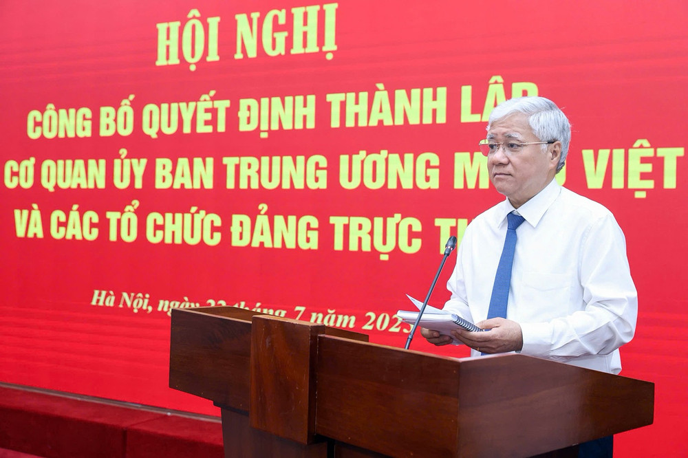 Đồng chí Đỗ Văn Chiến phát biểu ý kiến tại Hội nghị. 899f48547f06f658af17.jpg