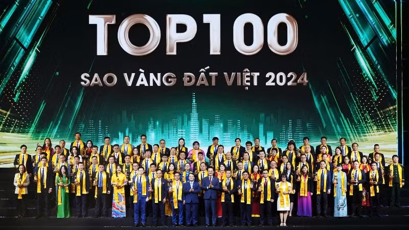 Top 100 doanh nghiệp "Sao Vàng đất Việt" ở lần tổ chức gần đây nhất, năm 2024. (Ảnh: Trung ương Hội Doanh nhân trẻ Việt Nam cung cấp)