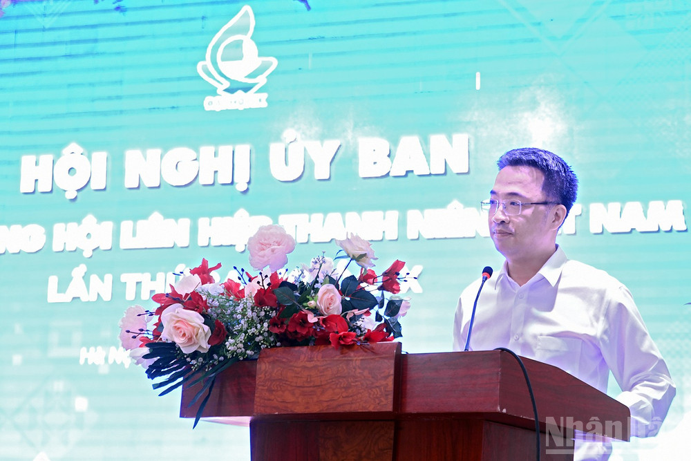 Bí thư Trung ương Đoàn, Chủ tịch Hội Liên hiệp Thanh niên Việt Nam Nguyễn Tường Lâm phát biểu ý kiến tại Hội nghị. ndo_br_dsc-3068.jpg