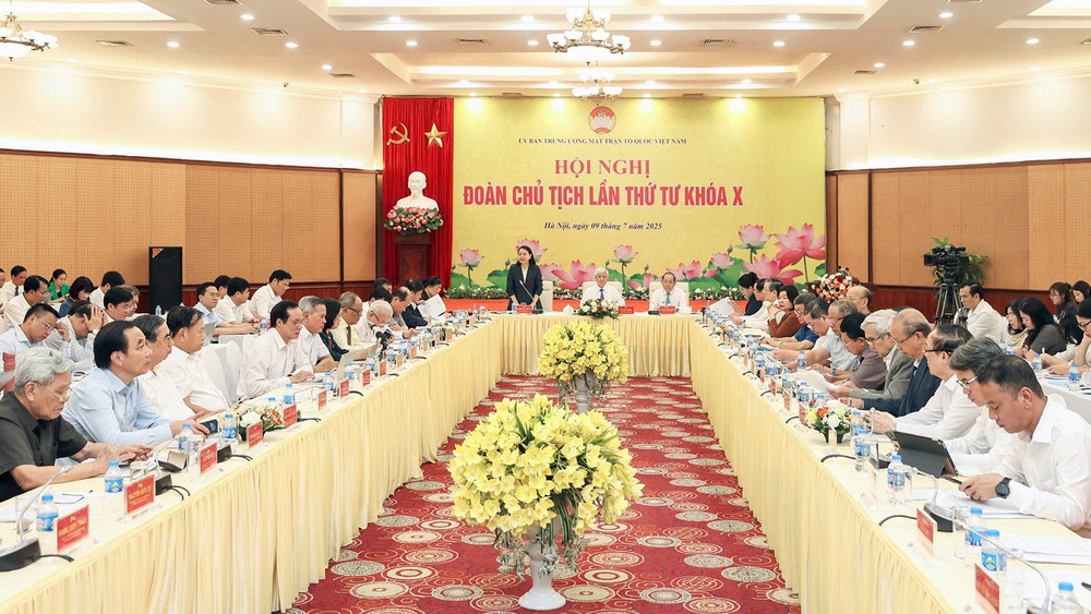 Toàn cảnh Hội nghị.
