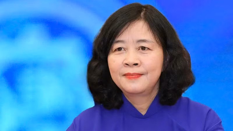 Đồng chí Bùi Thị Minh Hoài.