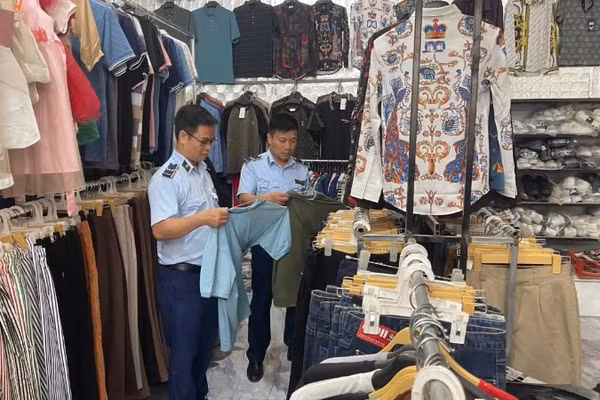 Lào Cai xử lý 220 vụ vi phạm thương mại trong quý I/2026.