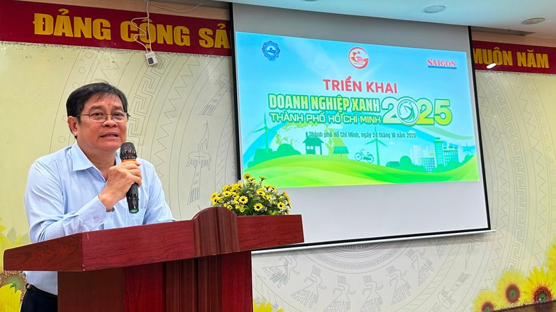 Ông Nguyễn Hồ Thiện Nhân, Phó Tổng Thư ký HUBA giới thiệu cuộc bình chọn “Doanh nghiệp Xanh Thành phố Hồ Chí Minh” năm 2025.