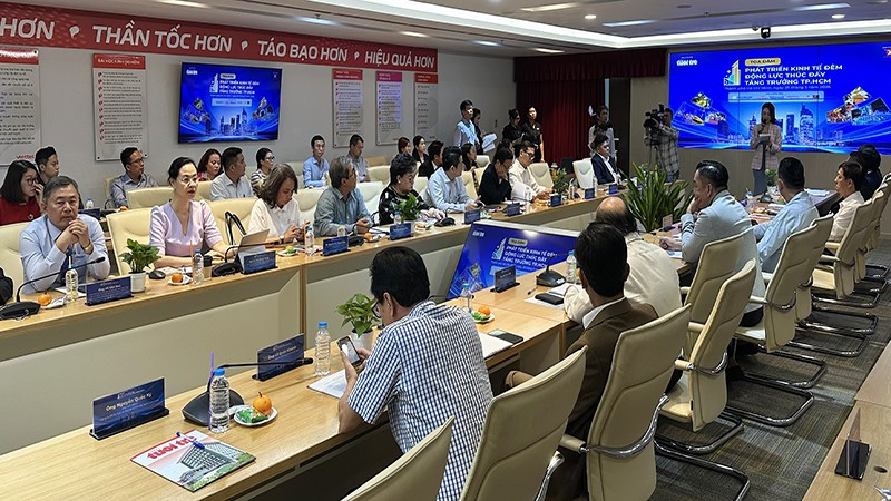 Một góc quang cảnh buổi tọa đàm.