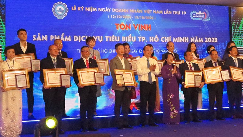 Các doanh nghiệp được tôn vinh tại cuộc bình chọn “Sản phẩm, dịch vụ tiêu biểu Thành phố Hồ Chí Minh” năm 2023.