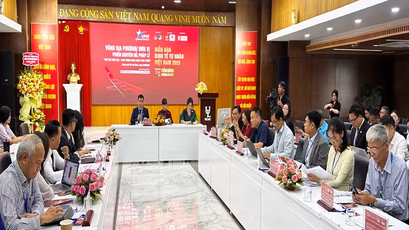 Một góc quang cảnh hội thảo.