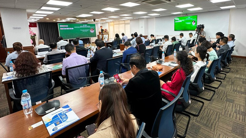 Hội thảo “Truyền thông ngành thực phẩm Thành phố Hồ Chí Minh: Nhận diện khủng hoảng và giải pháp phát triển bền vững”.
