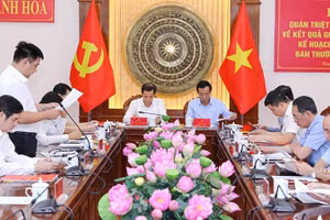 Đại diện đoàn công tác triển khai kế hoạch kiểm tra đợt 2 đối với Ban Thường vụ Tỉnh ủy Thanh Hóa.