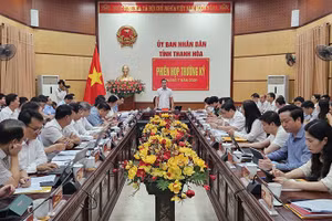 Quang cảnh phiên họp Ủy ban nhân dân tỉnh Thanh Hóa thường kỳ tháng 7. (Ảnh: MAI LUẬN)
