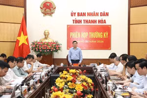 Quang cảnh phiên họp Ủy ban nhân dân tỉnh Thanh Hóa thường kỳ.