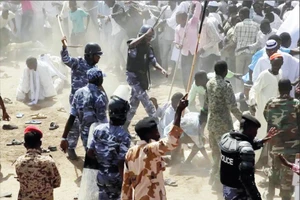 Giao tranh lan rộng tại nhiều khu vực ở Sudan.