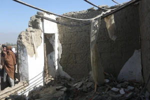 Cảnh đổ nát sau một cuộc không kích tại Nangarhar, Afghanistan. (Ảnh: THX/TTXVN)
