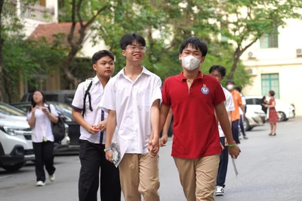 Thí sinh dự Kỳ thi tuyển sinh vào lớp 10 Trường THPT chuyên Khoa học Tự nhiên năm học 2025-2026 (Ảnh: HUS)