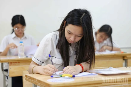 Thí sinh trong Kỳ thi tuyển sinh vào lớp 10 THPT năm học 2025-2026 của Hà Nội. 