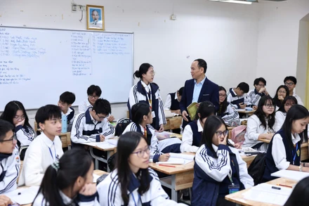 Giáo viên trong giờ lên lớp tại Trường trung học phổ thông Việt Đức (Hà Nội). (Ảnh: ĐẠI THẮNG)