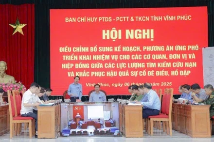 Ban Chỉ đạo diễn tập tỉnh Vĩnh Phúc tiến hành phần vận hành cơ chế. 