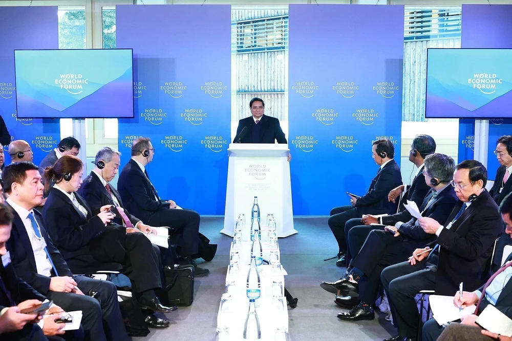 Thủ tướng Phạm Minh Chính chủ trì Phiên đối thoại chiến lược quốc gia Việt Nam-WEF. Ảnh: TTXVN