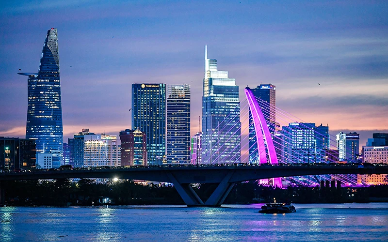 Hòa bình có đẹp không?