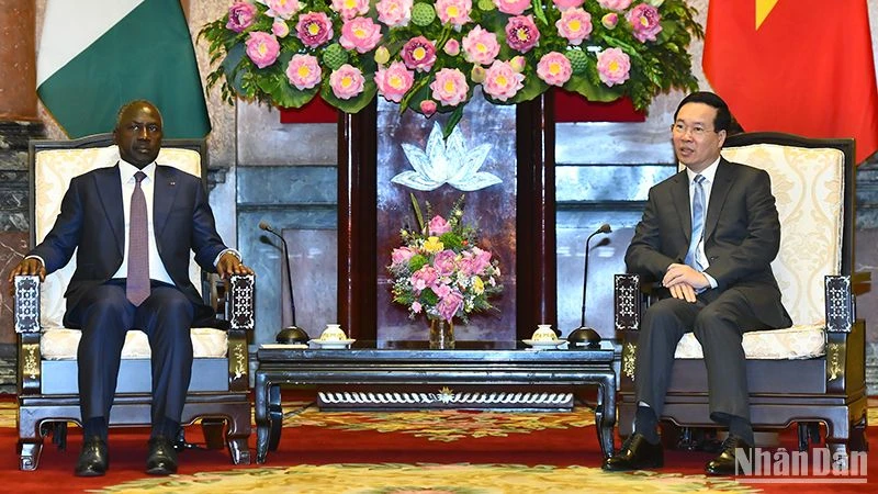 Chủ tịch nước Võ Văn Thưởng tiếp Chủ tịch Quốc hội Bờ Biển Ngà Adama Bictogo. 