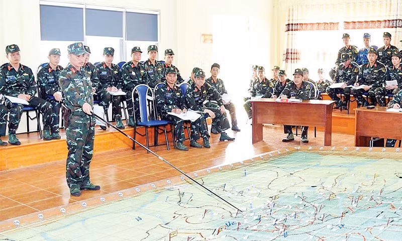 Buổi học chiến thuật tại Học viện Lục quân.