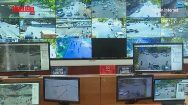 [Video] Hà Nội phân luồng giao thông phục vụ tổng duyệt sự kiện A80