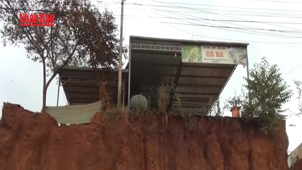 [Video] Đồng Nai chỉ đạo làm rõ tình trạng nhà dân chênh cao ven đường ĐT.753