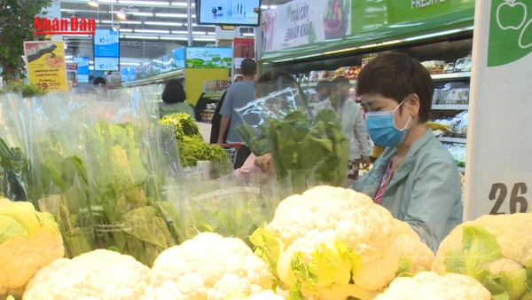 [Video] Thị trường Rằm tháng Giêng: Nguồn cung dồi dào, giá cả ổn định