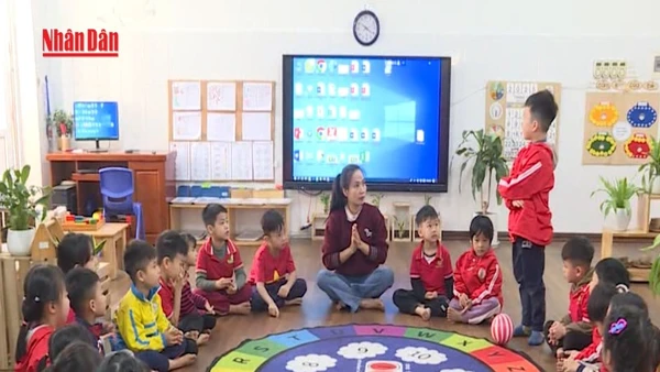 [Video] Tách giờ trông trẻ, giáo viên mầm non vẫn nhiều trăn trở