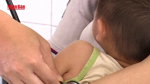 [Video] Ca mắc cúm mùa tăng, người dân không tự ý dùng thuốc kháng virus 