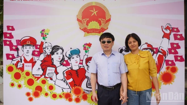 Bầu cử là trách nhiệm và quyền của tất cả mọi cử tri. 