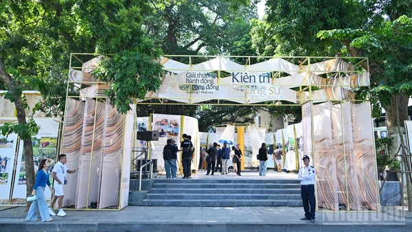 [Ảnh] Triển lãm Hành động vì Cộng đồng 2025 - Không gian lan tỏa tình yêu thương và lòng nhân ái