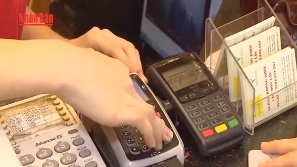 [Video] Đề xuất phạt đến 100 triệu đồng với tài khoản số dùng định danh giả