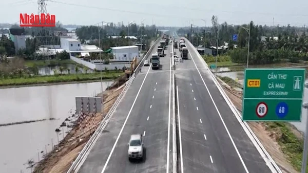 [Video] Lùi thời gian khai thác cao tốc Cần Thơ - Cà Mau 