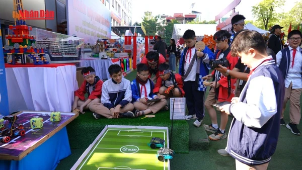 [Video] Hướng tới mô hình trường học năng động, sáng tạo