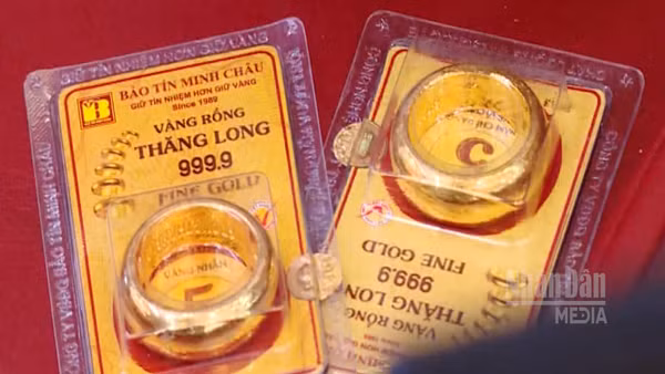 [Video] Giá vàng sáng 15/3 giảm mạnh sau tuần biến động