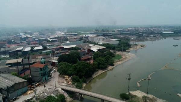 Hà Nội đang phải chịu áp lực từ "vành đai ô nhiễm" phía đông.